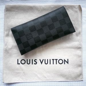 Louis Vuitton Clutch